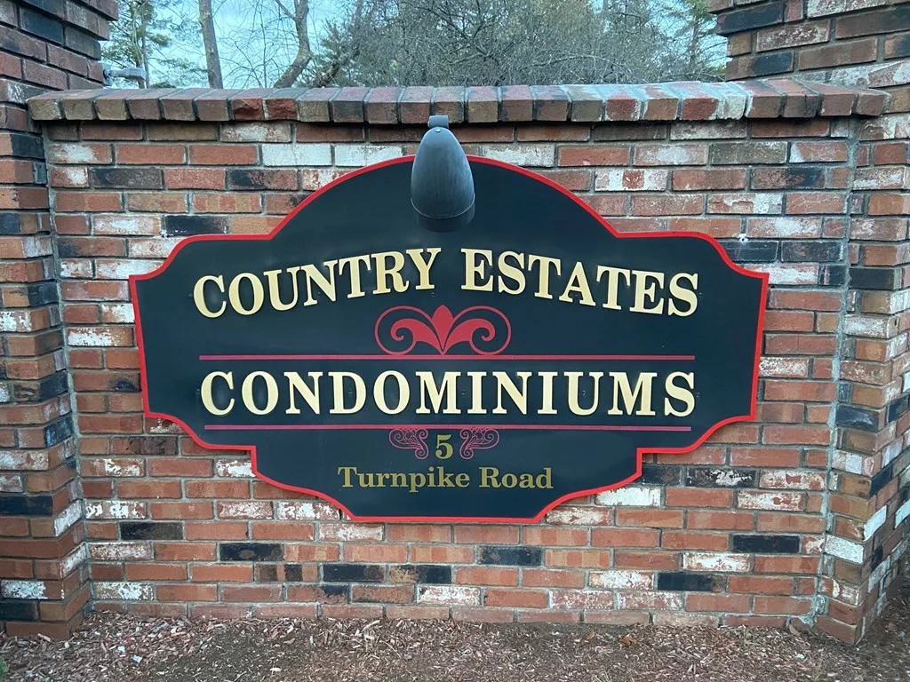 1 bed, 1 bath apartment for rent at 5 Turnpike Rd Unit 215, Townsend