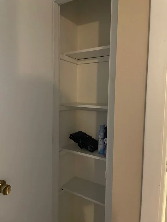 1 bed, 1 bath apartment for rent at 5 Turnpike Rd Unit 215, Townsend — photo 8 of 20