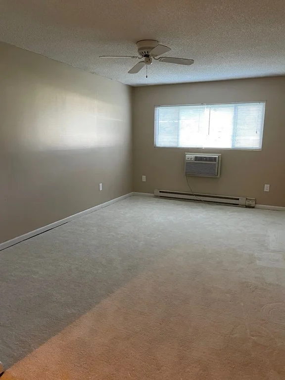 1 bed, 1 bath apartment for rent at 5 Turnpike Rd Unit 215, Townsend — photo 10 of 20