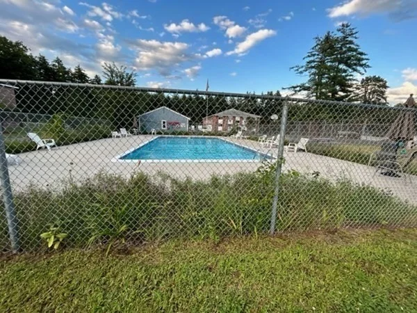 1 bed, 1 bath apartment for rent at 5 Turnpike Rd Unit 27, Townsend — photo 16 of 24