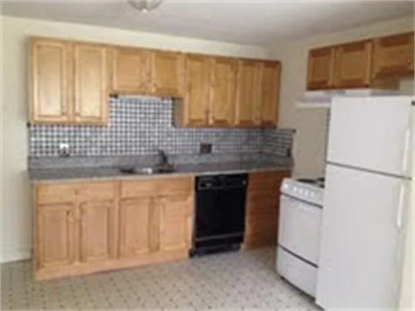 2 bed, 1 bath apartment for rent at 5 Turnpike Rd Unit 326, Townsend