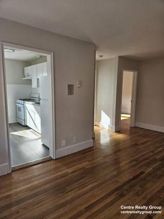 1 bed, 1 bath apartment for rent at 5 Victory Rd, Dorchester — photo 6 of 11