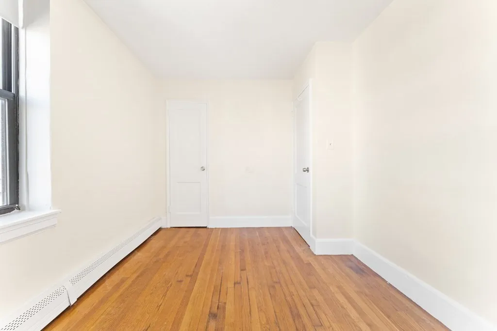 3 bed, 1 bath apartment for rent at 5 Victory Rd Unit 1, Dorchester — photo 11 of 12