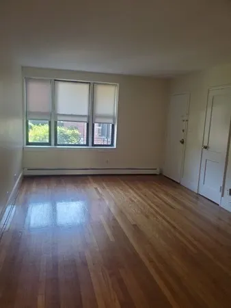 3 bed, 1 bath apartment for rent at 5 Victory Rd Unit 1, Dorchester — photo 4 of 12