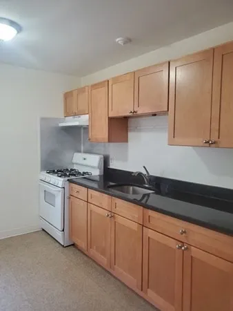3 bed, 1 bath apartment for rent at 5 Victory Rd Unit 1, Dorchester — photo 1 of 12