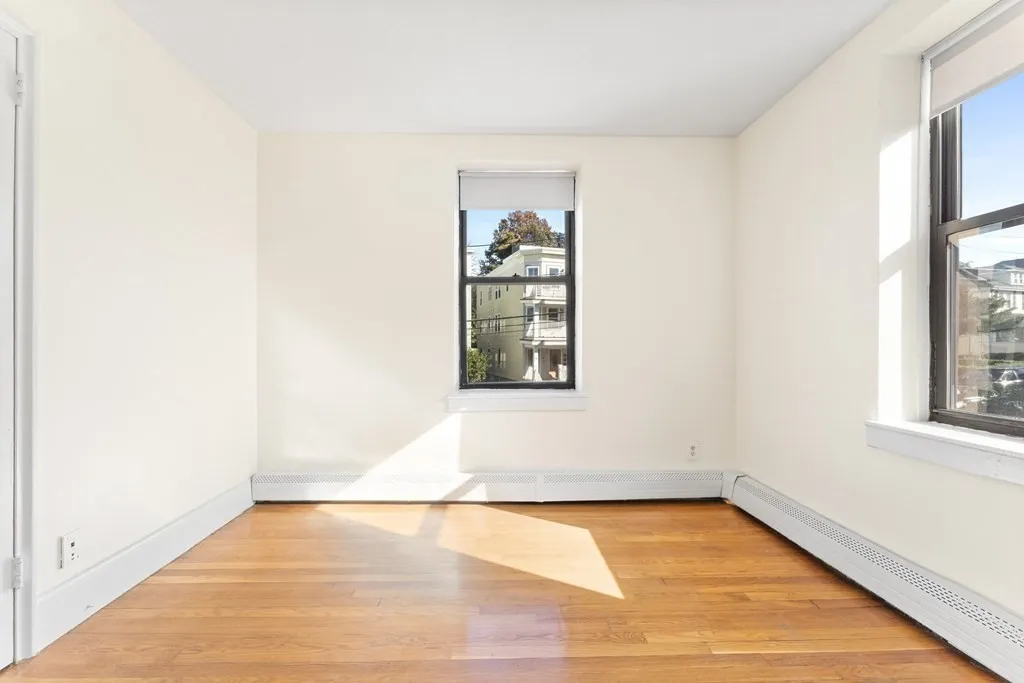 3 bed, 1 bath apartment for rent at 5 Victory Rd Unit 1, Dorchester — photo 9 of 12