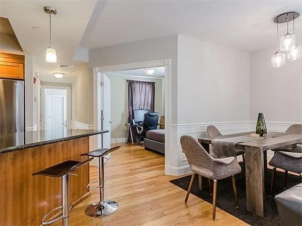 2 bed, 2 bath apartment for rent at 5 Vinal Ave Unit 2, Union Square — photo 4 of 16