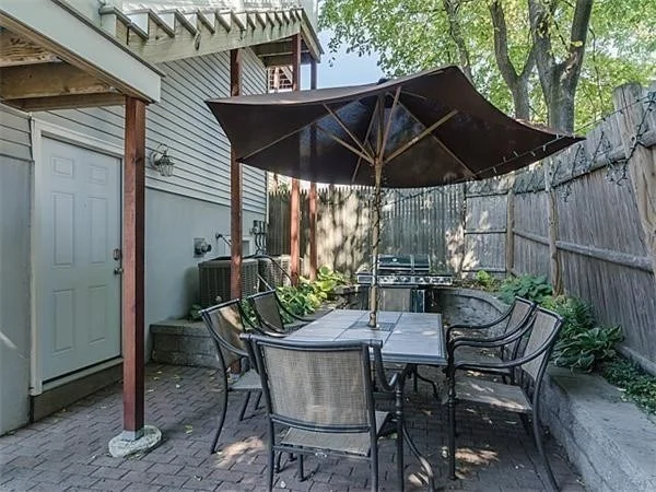 2 bed, 2 bath apartment for rent at 5 Vinal Ave Unit 2, Union Square — photo 14 of 16
