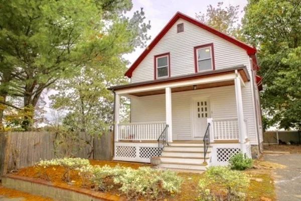 3 bed, 1 bath apartment for rent at 5 Vincent Ter, Saugus — photo 13 of 15