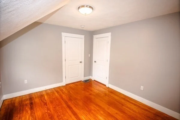 3 bed, 1 bath apartment for rent at 5 Vincent Ter, Saugus — photo 12 of 15