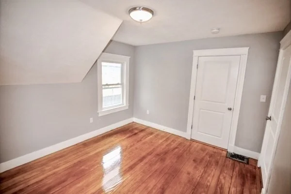 3 bed, 1 bath apartment for rent at 5 Vincent Ter, Saugus — photo 7 of 15