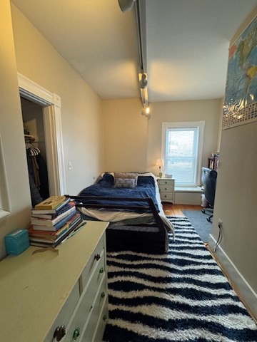2 bed, 1 bath apartment for rent at 5 Vine St Unit 2, Marblehead — photo 21 of 21