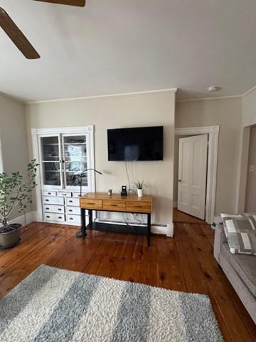 2 bed, 1 bath apartment for rent at 5 Vine St Unit 2, Marblehead — photo 10 of 21