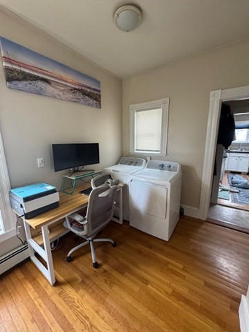 2 bed, 1 bath apartment for rent at 5 Vine St Unit 2, Marblehead — photo 5 of 21