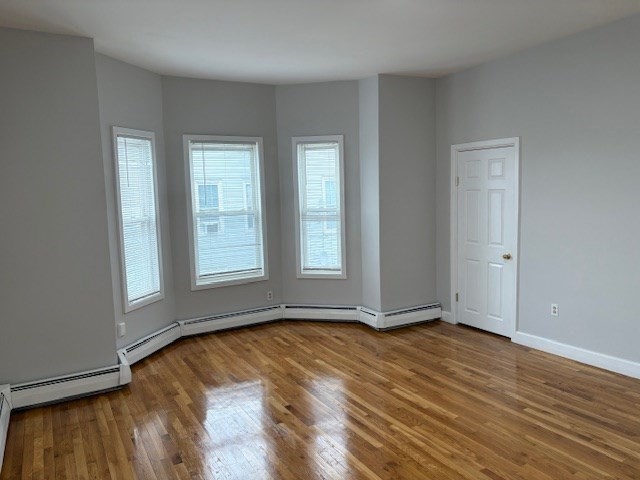 3 bed, 1 bath apartment for rent at 5 W Cottage Unit 2, Dorchester — photo 10 of 13