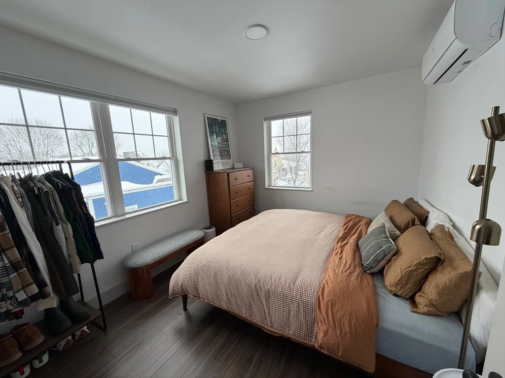 1 bed, 1 bath apartment for rent at 5 W Dane St Unit 10, Beverly — photo 11 of 13