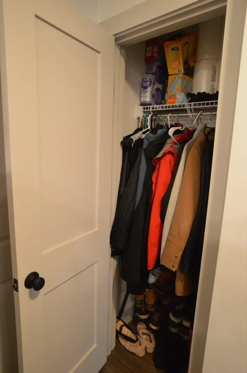 1 bed, 1 bath apartment for rent at 5 W Dane St Unit 4, Beverly — photo 7 of 10