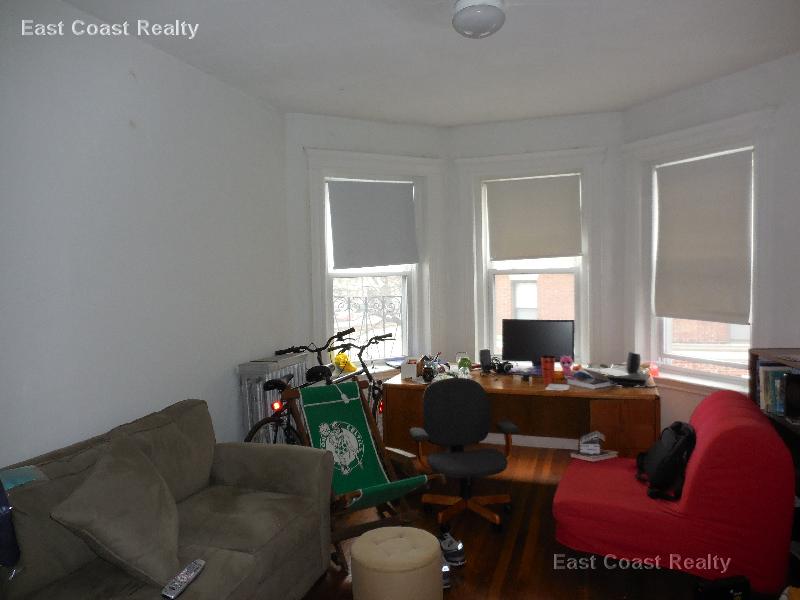 1 bed, 1 bath apartment for rent at 5 Walbridge St Unit 11, Brighton — photo 15 of 29