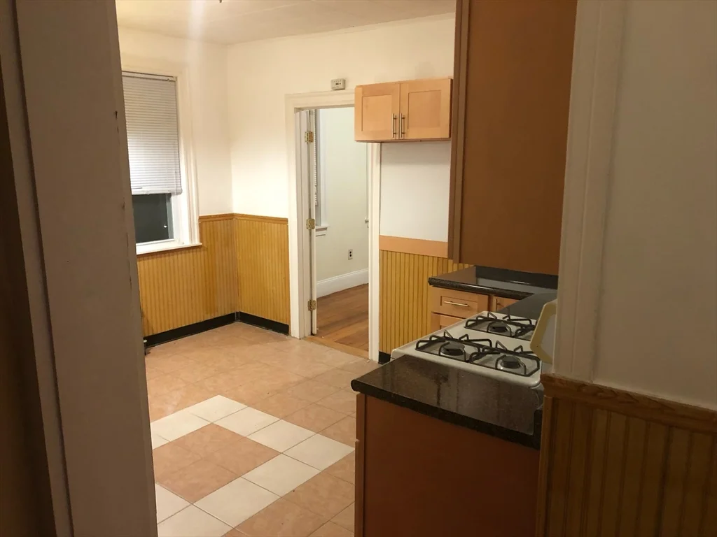 2 bed, 1 bath apartment for rent at 5 Waldo St Unit 1, Dedham — photo 4 of 7