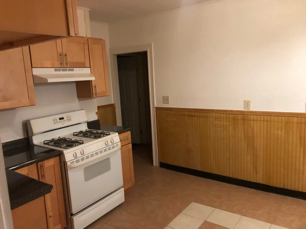 2 bed, 1 bath apartment for rent at 5 Waldo St Unit 1, Dedham — photo 1 of 7