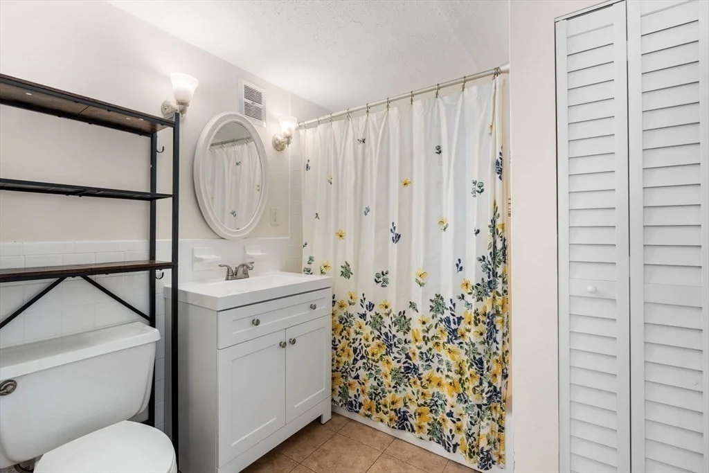 2 bed, 1 bath apartment for rent at 5 Wampus Unit 5, Acton — photo 5 of 11