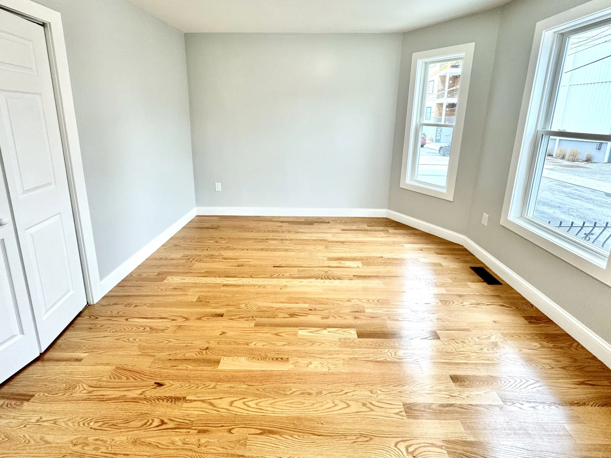 4 bed, 2 bath apartment for rent at 5 Ward St Unit 3, Ward Two — photo 7 of 31