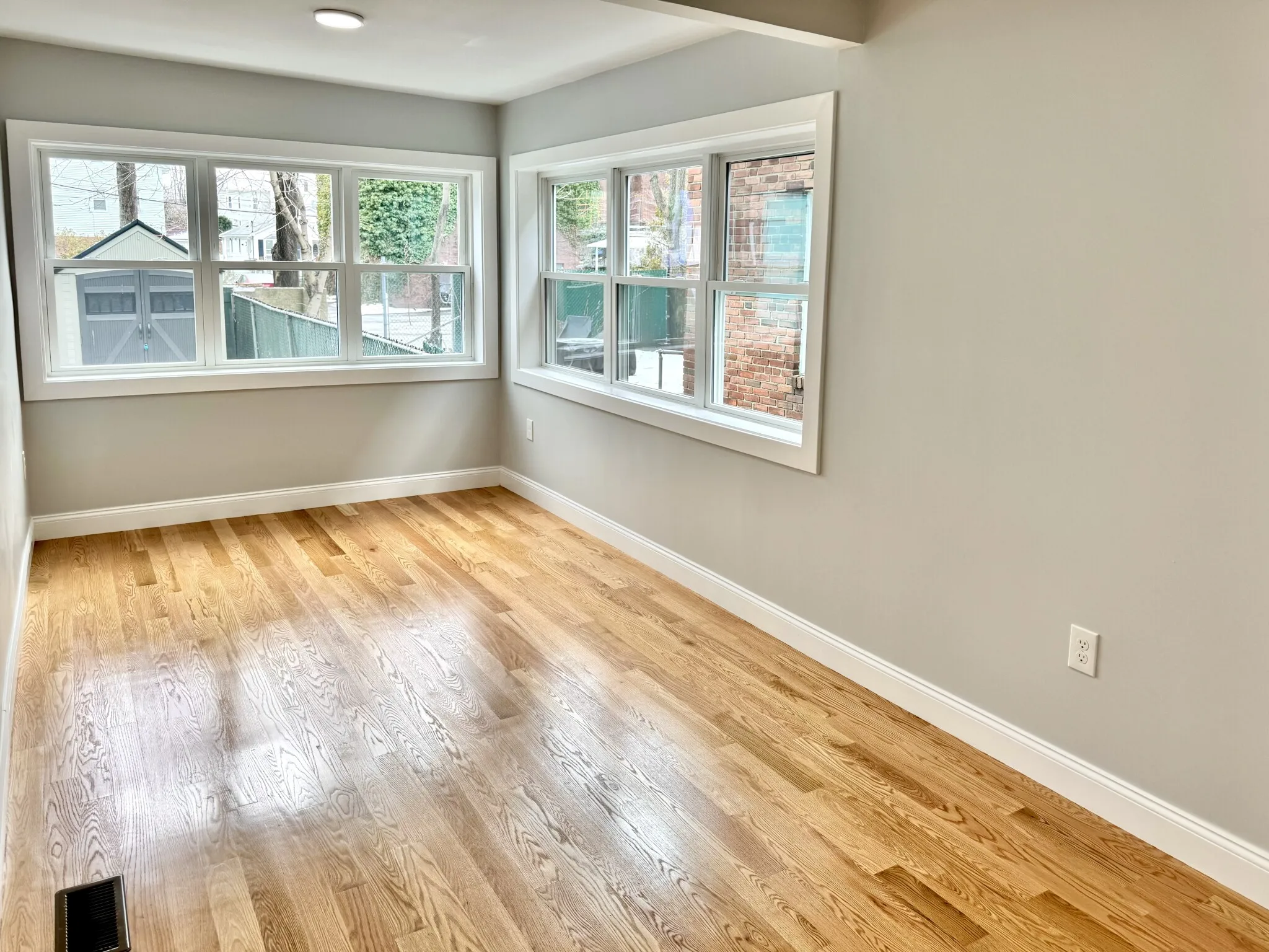 4 bed, 2 bath apartment for rent at 5 Ward St Unit 3, Ward Two — photo 16 of 31