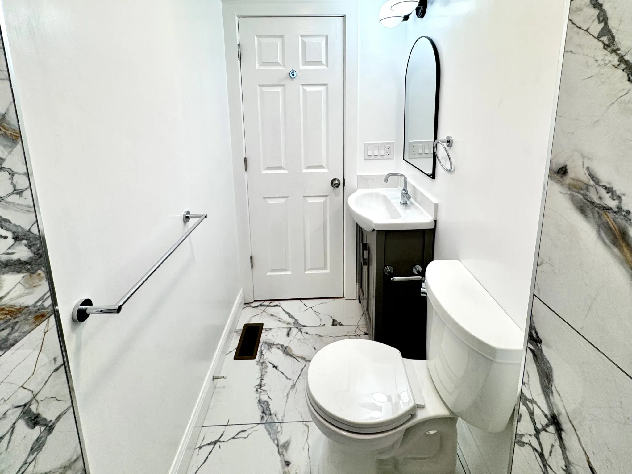 4 bed, 2 bath apartment for rent at 5 Ward St Unit 3, Ward Two — photo 23 of 31
