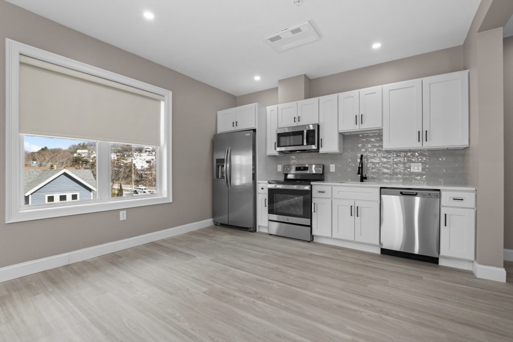 1 bed, 1 bath apartment for rent at 5 Washington Ave Unit 503, Revere — photo 1 of 13