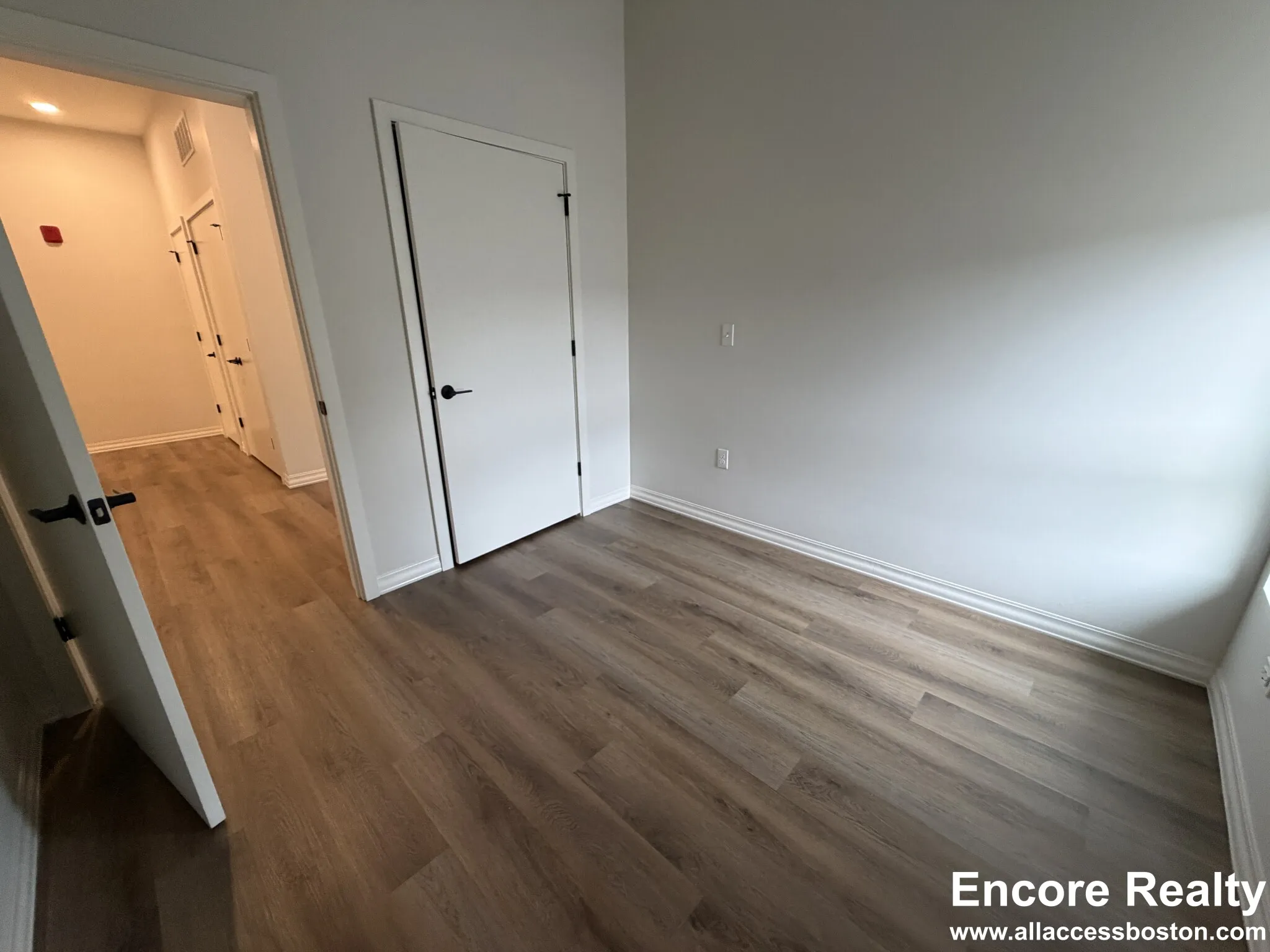 3 bed, 2 bath apartment for rent at 5 Washington St Unit 207M, Brighton — photo 9 of 18
