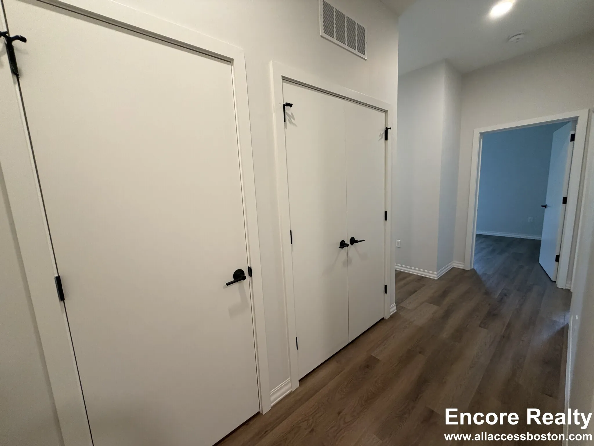 3 bed, 2 bath apartment for rent at 5 Washington St Unit 207M, Brighton — photo 14 of 18