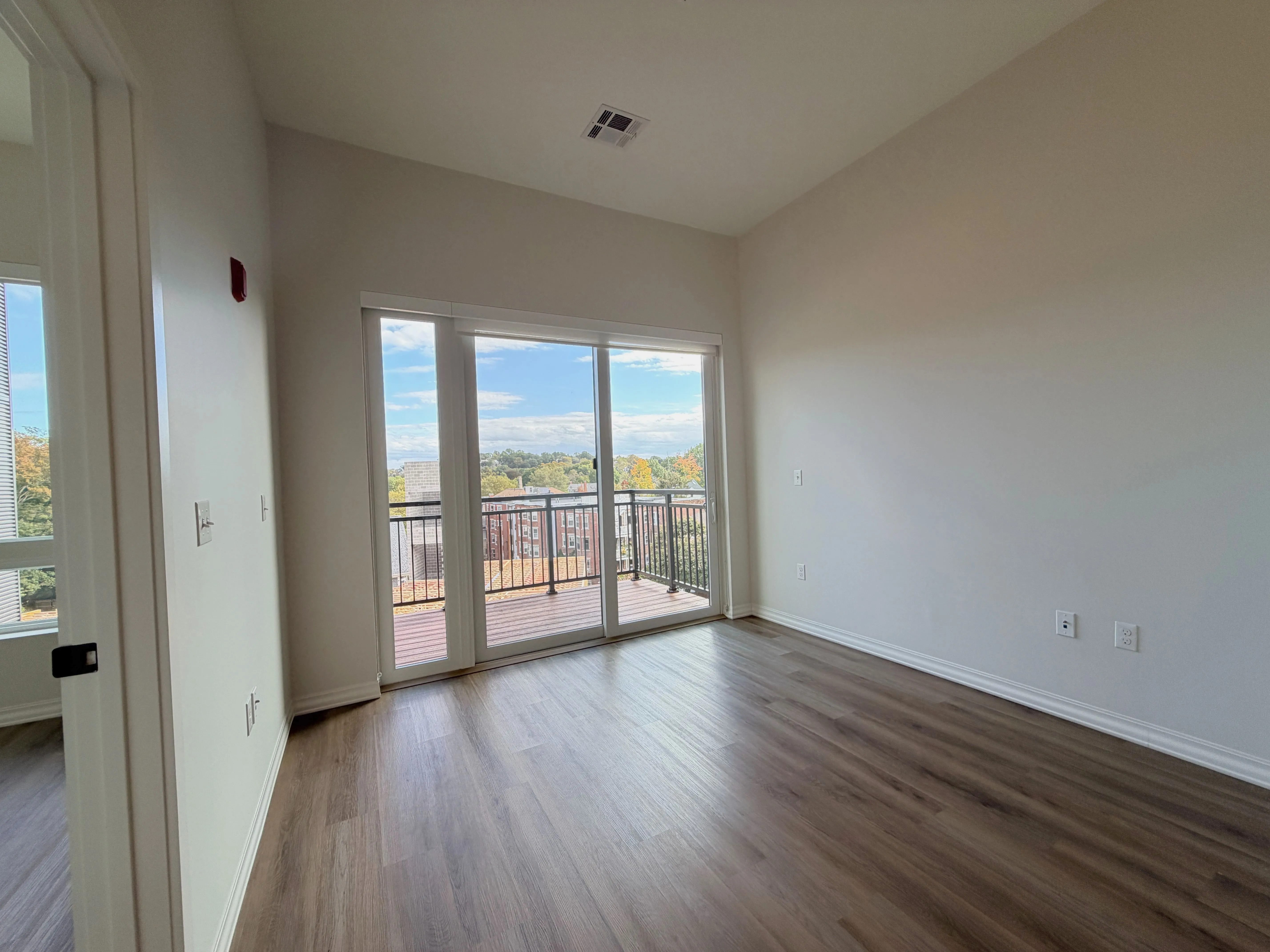 1 bed, 1 bath apartment for rent at 5 Washington St Unit 425, Brighton — photo 3 of 11