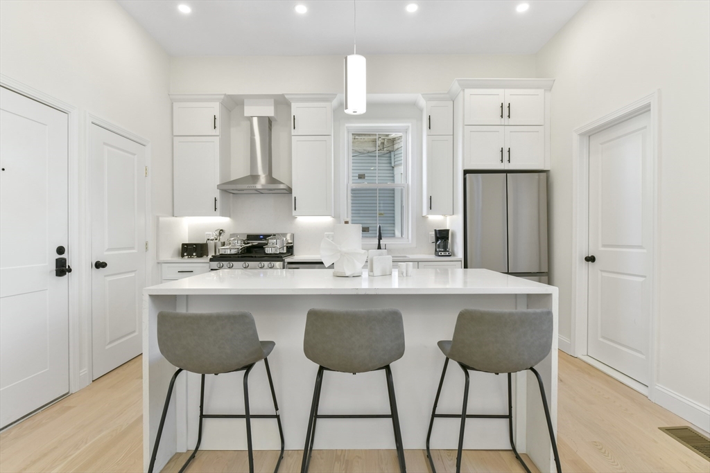 2 bed, 2 bath apartment for rent at 5 Wayland St Unit 1, Dorchester — photo 15 of 17