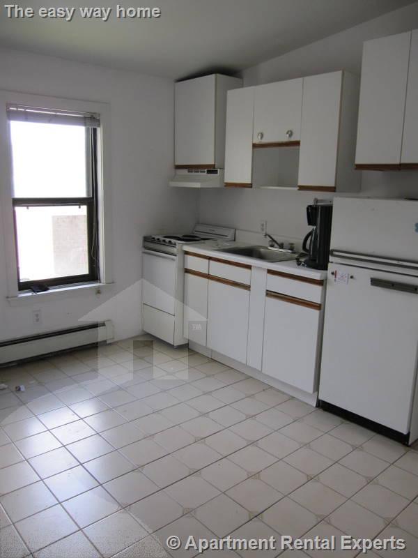1 bed, 1 bath apartment for rent at 5 Wendell St Unit 4, Harvard Square — photo 4 of 7