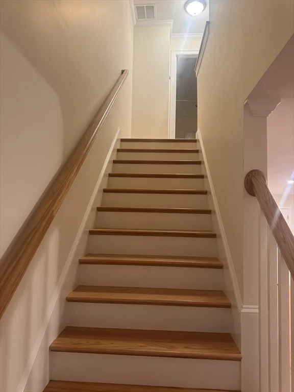 3 bed, 2 bath apartment for rent at 5 West Chapel Unit 1, Abington — photo 10 of 18