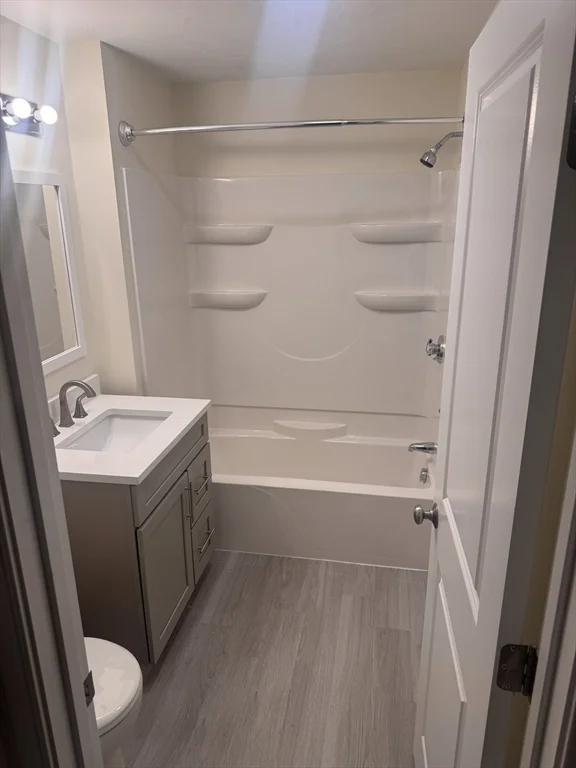 3 bed, 2 bath apartment for rent at 5 West Chapel Unit 1, Abington — photo 9 of 18