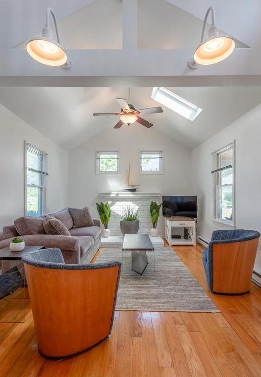 2 bed, 2 bath apartment for rent at 5 White Way, Rockport — photo 5 of 17