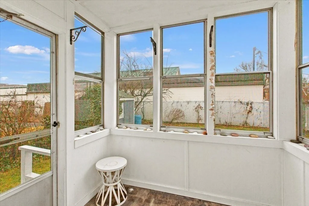 2 bed, 1 bath apartment for rent at 5 Whiton Ave Unit 1, Quincy — photo 11 of 18