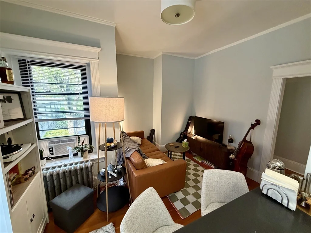 1 bed, 1 bath apartment for rent at 5 Winchester St Unit 103, Coolidge Corner — photo 4 of 11