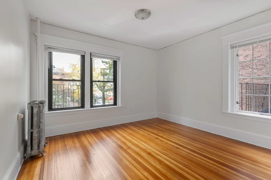 3 bed, 1 bath apartment for rent at 5 Winchester Unit 201, Coolidge Corner — photo 8 of 14