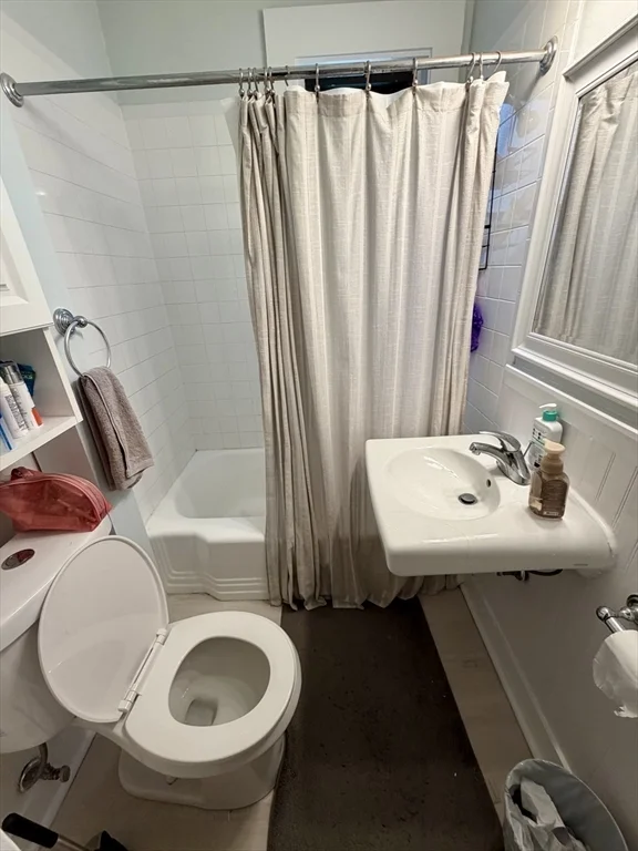 2 bed, 1 bath apartment for rent at 5 Winchester Unit 202, Coolidge Corner — photo 9 of 11