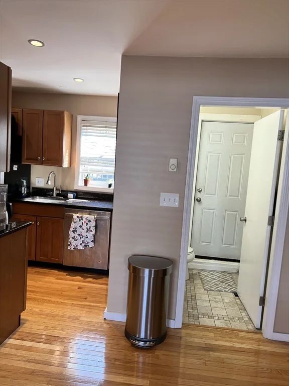 1 bed, 1 bath apartment for rent at 5 Winthrop St Unit 2, Charlestown — photo 13 of 27
