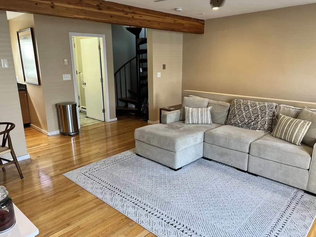 1 bed, 1 bath apartment for rent at 5 Winthrop St Unit 2, Charlestown — photo 6 of 27