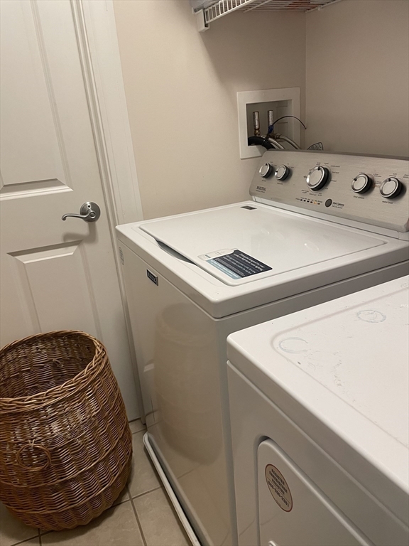 2 bed, 2 bath apartment for rent at 5 Woodman Way Unit 202B, Newburyport — photo 6 of 9