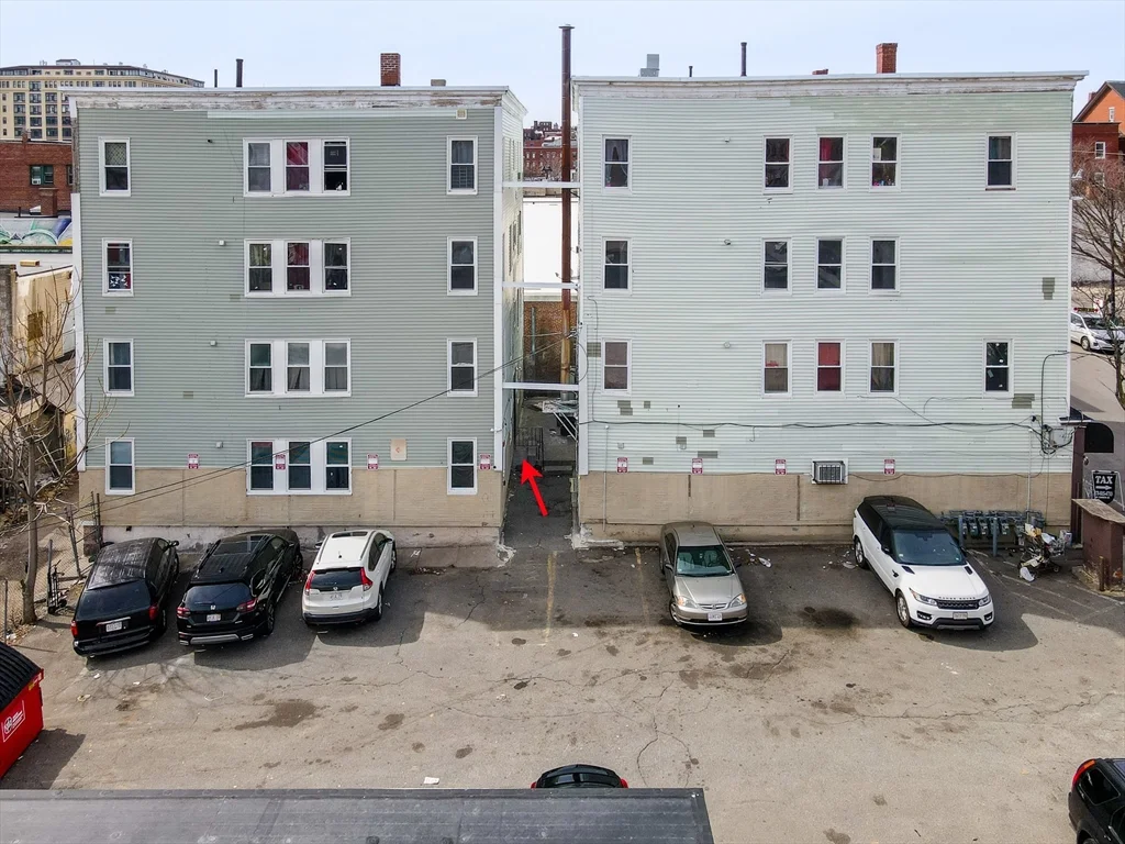 3 bed, 1 bath apartment for rent at 50 1/2 Common St Unit 3, North Lawrence — photo 18 of 20