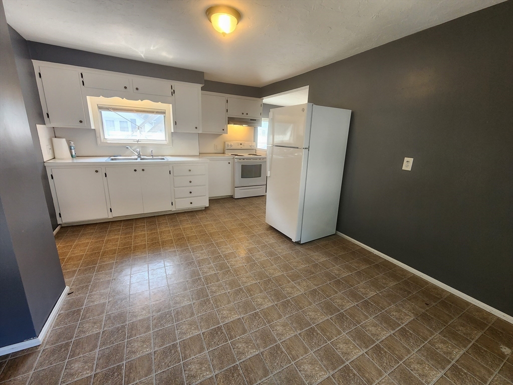 2 bed, 1 bath apartment for rent at 50-52 Alden St Unit 2, Ashland — photo 16 of 41