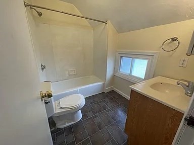 2 bed, 1 bath apartment for rent at 50-52 Alden St Unit 2, Ashland — photo 28 of 41