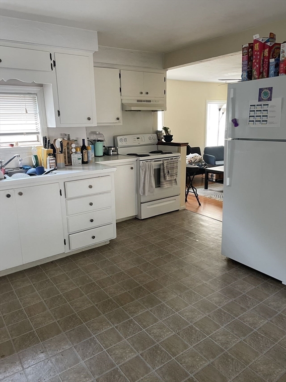 2 bed, 1 bath apartment for rent at 50-52 Alden St Unit 2, Ashland — photo 32 of 41