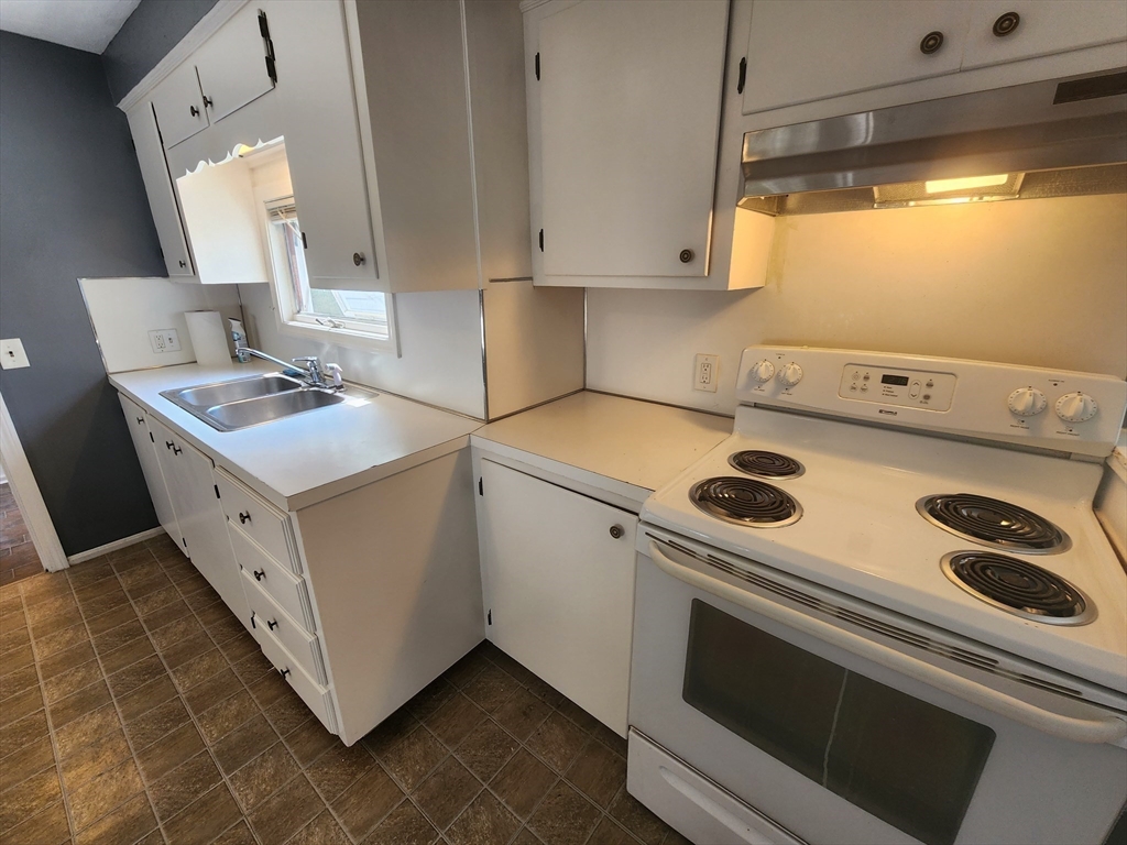 2 bed, 1 bath apartment for rent at 50-52 Alden St Unit 2, Ashland — photo 27 of 41