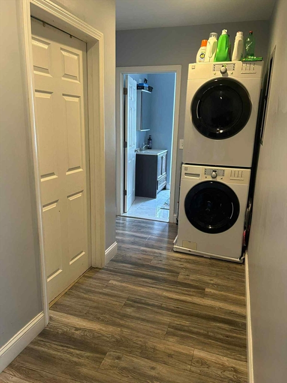 3 bed, 1 bath apartment for rent at 50-52 Andrew St Unit 3, Lowell — photo 3 of 9